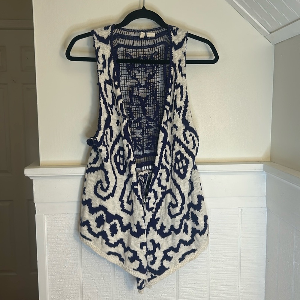 Anthropologie MOTH Boho Turson Netted Crochet Tassel Vest size M/L - Picture 4 of 11